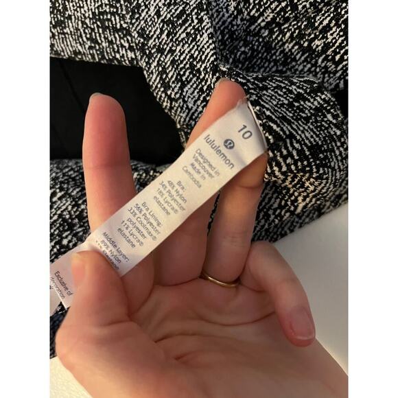 Lululemon Run On Bra Power Luxtreme Black White Sz 10 - Picture 5 of 7